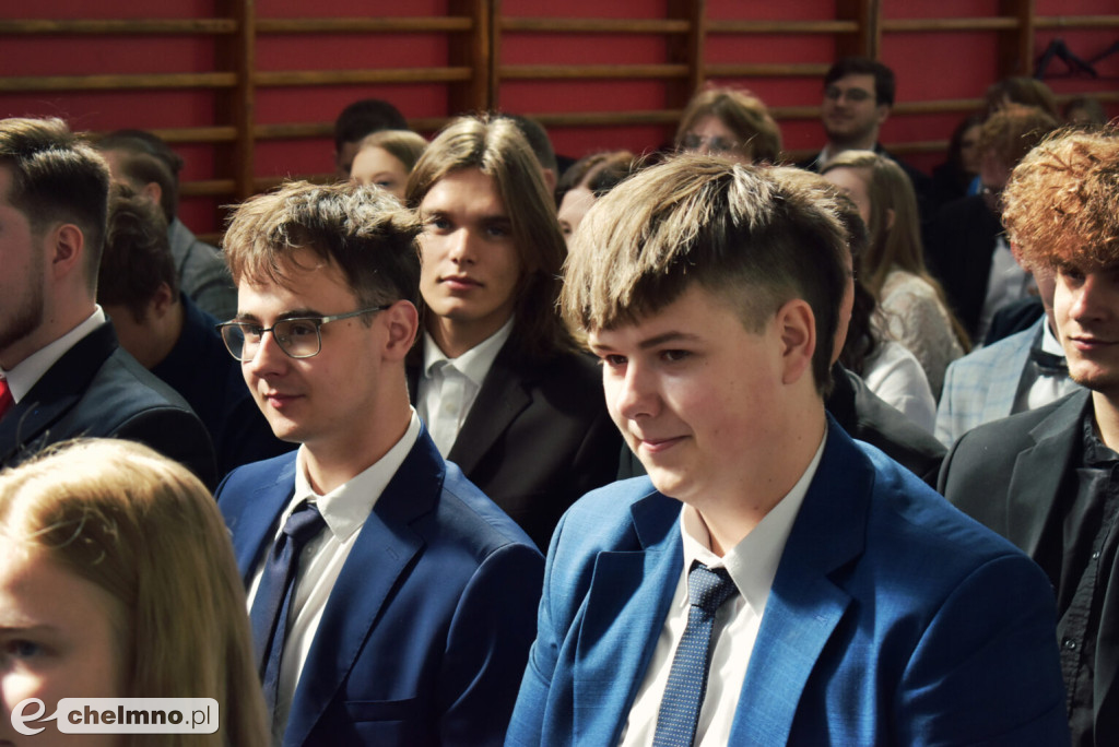 Wzruszające zakończenie roku absolwentów ZS CKZ w Grubnie