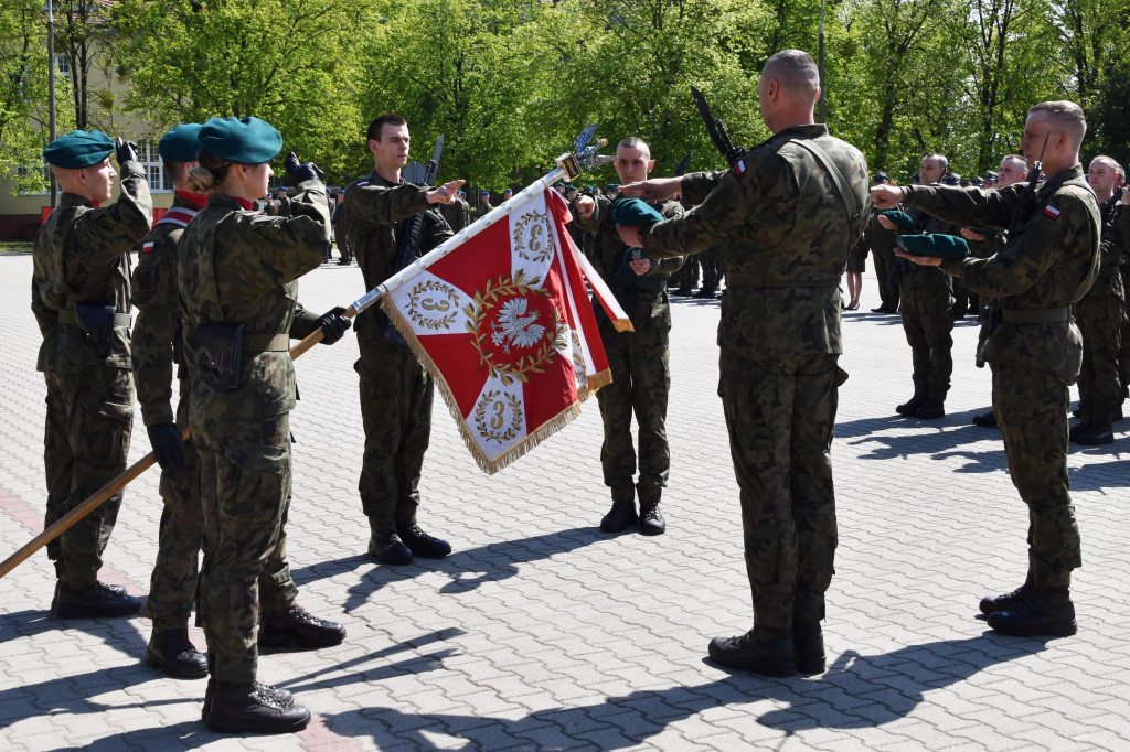 Przysięga wojskowa żołnierzy Dobrowolnej Zasadniczej Służby Wojskowej