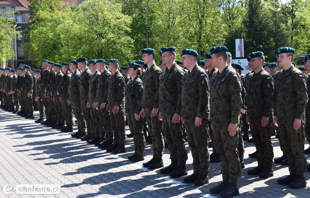 Przysięga wojskowa żołnierzy Dobrowolnej Zasadniczej Służby Wojskowej