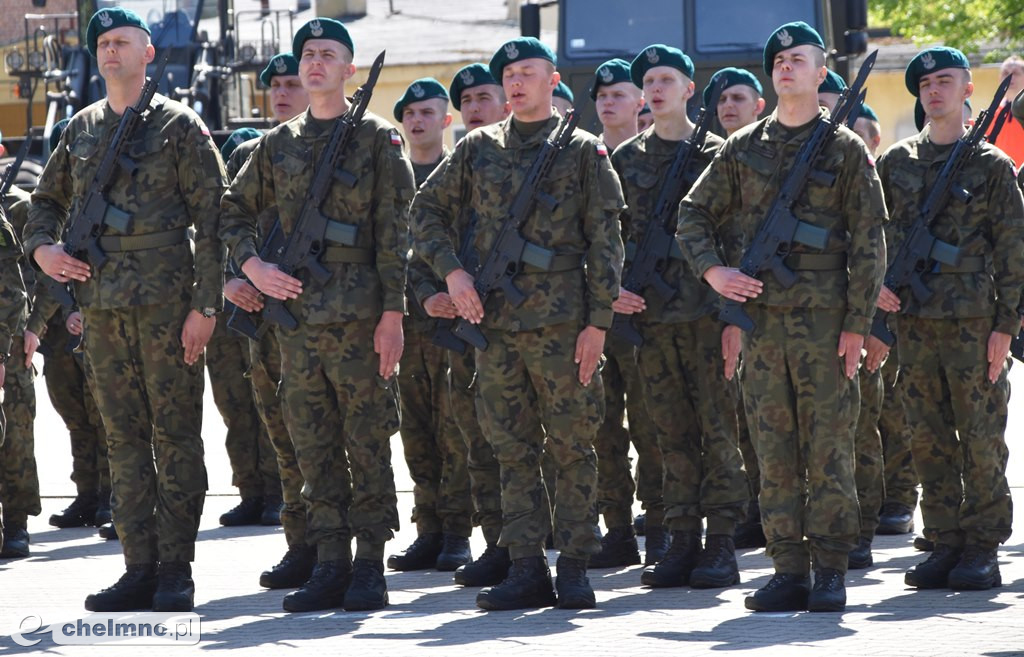 Przysięga wojskowa żołnierzy Dobrowolnej Zasadniczej Służby Wojskowej