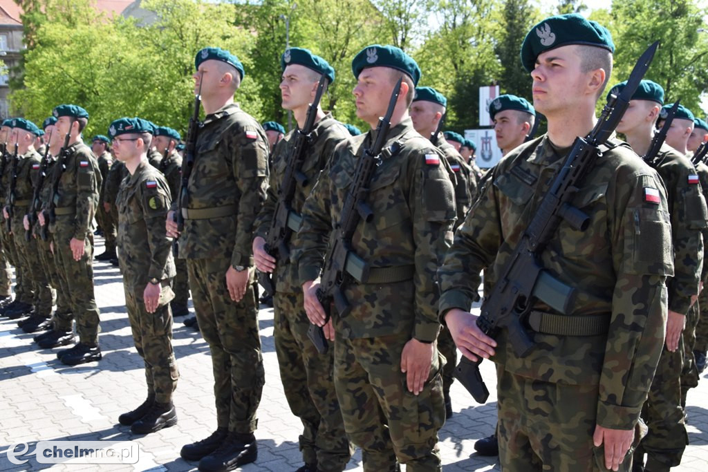 Przysięga wojskowa żołnierzy Dobrowolnej Zasadniczej Służby Wojskowej