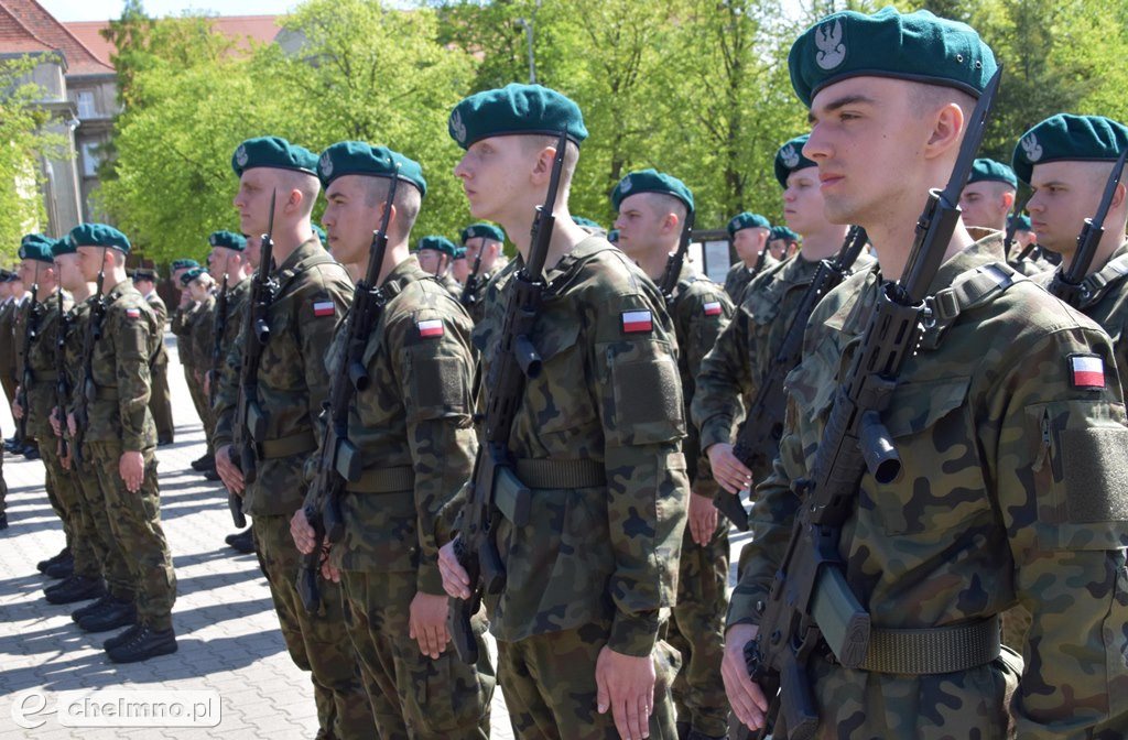 Przysięga wojskowa żołnierzy Dobrowolnej Zasadniczej Służby Wojskowej