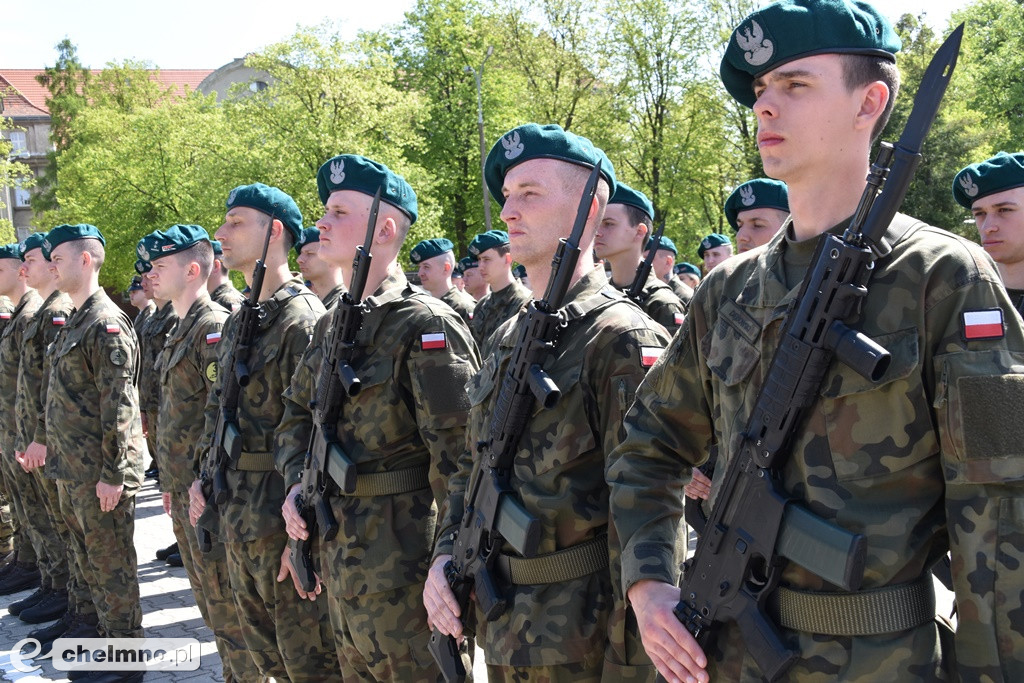 Przysięga wojskowa żołnierzy Dobrowolnej Zasadniczej Służby Wojskowej