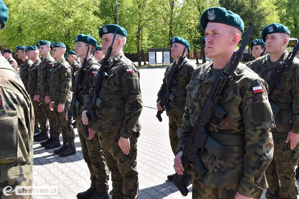 Przysięga wojskowa żołnierzy Dobrowolnej Zasadniczej Służby Wojskowej