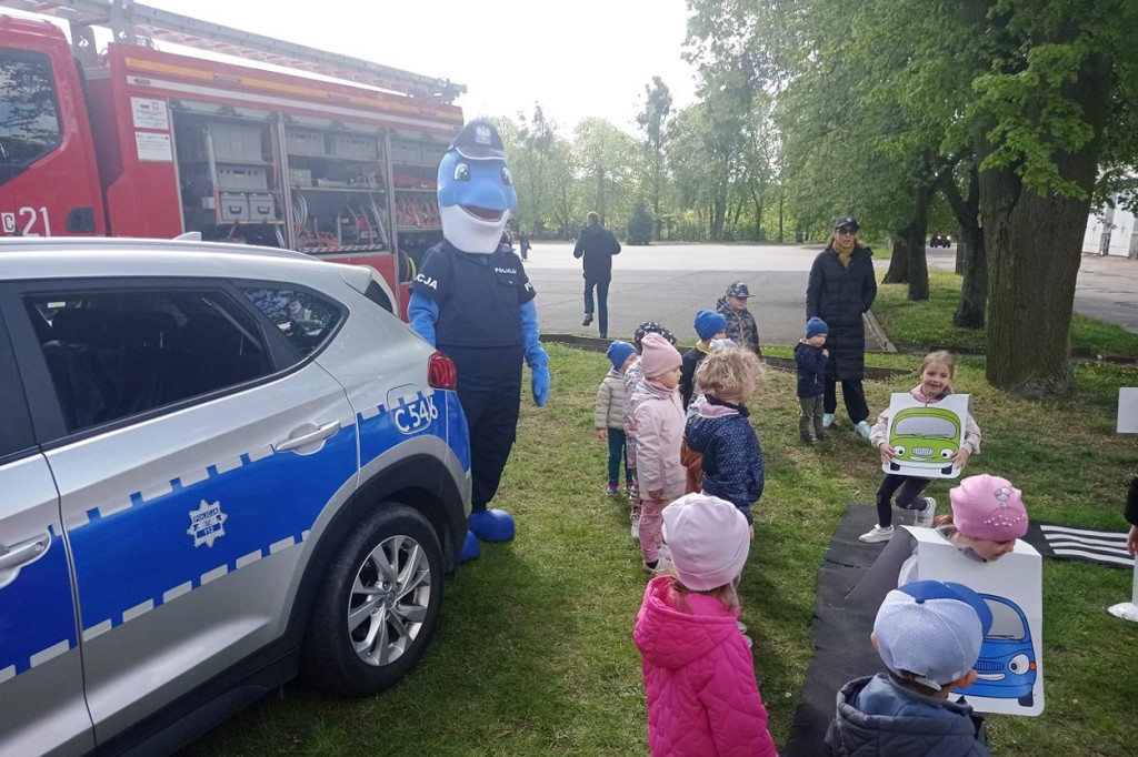 Policjanci uczestniczyli w pikniku wojskowym w Chełmnie
