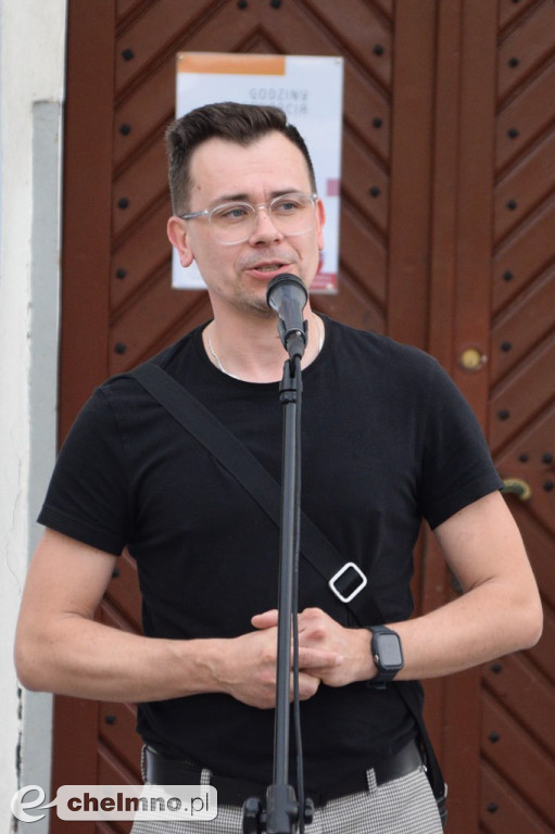 Barwny korowód i piękne występy na Rynku