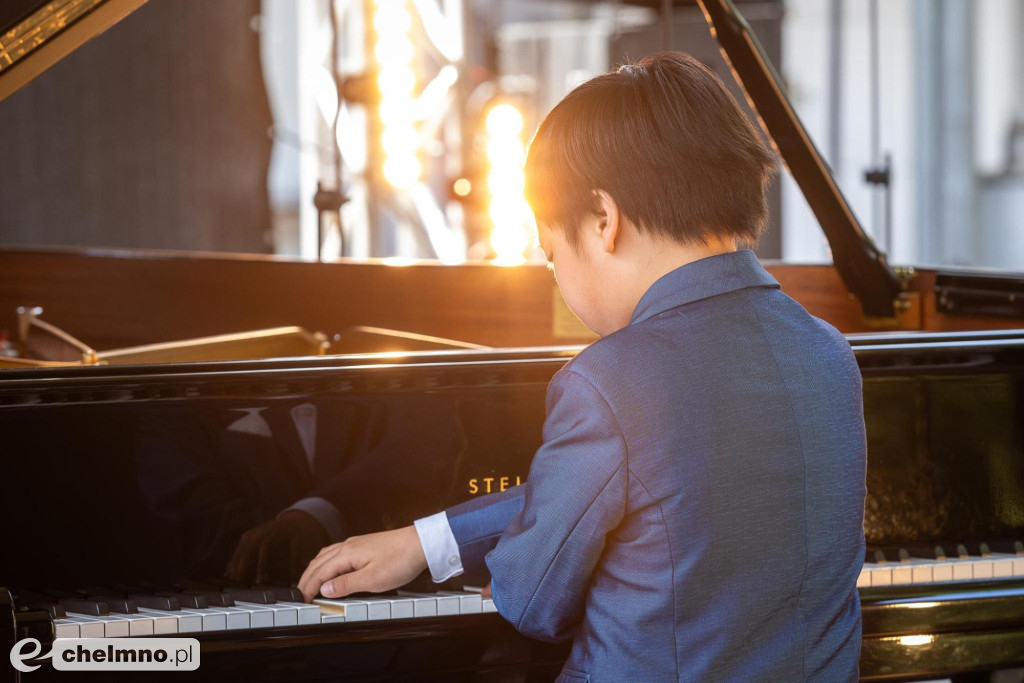 Grand Prix Konkursu Pianistycznego dla Tianyao Lyu