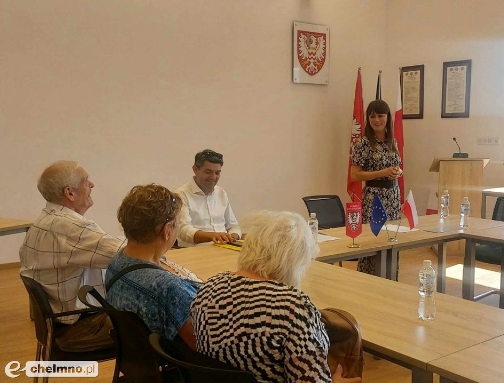Piesza wycieczka edukacyjna dla aktywnych seniorów 60+