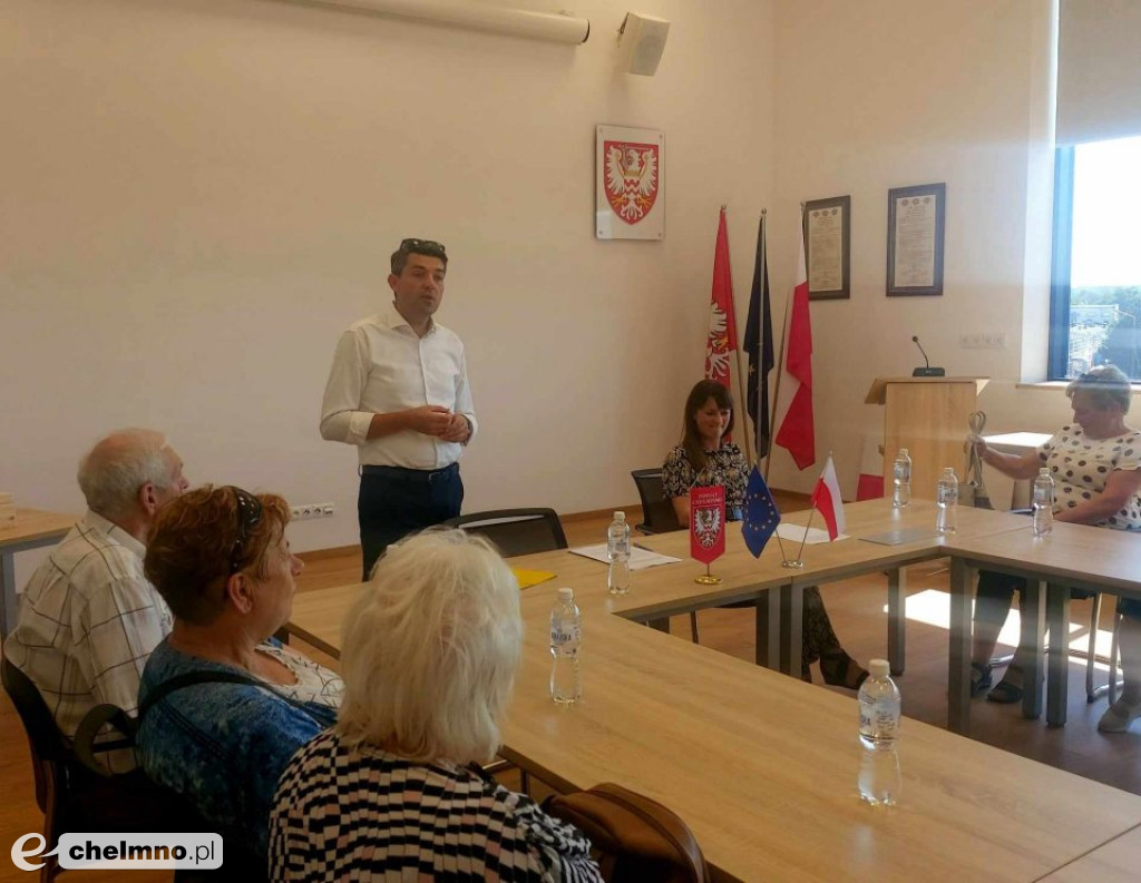 Piesza wycieczka edukacyjna dla aktywnych seniorów 60+