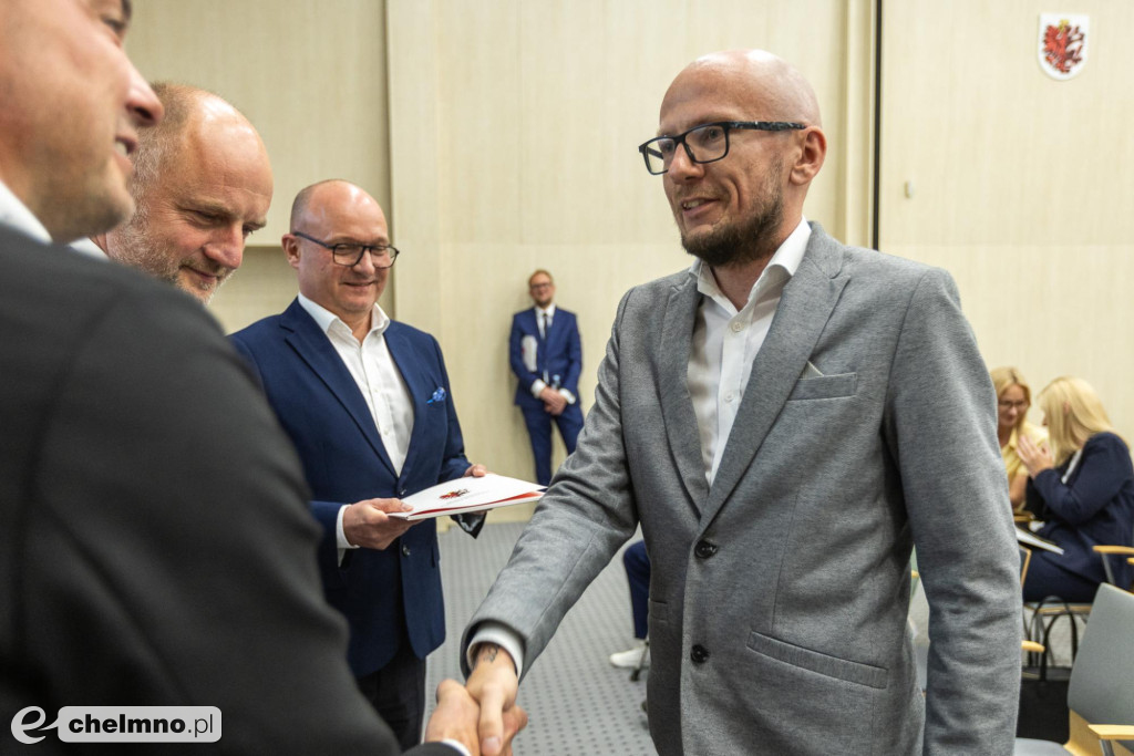 Nowe umowy: biznes, ekologia, rekreacja. Pieniądze trafią także do powiatu chełmińskiego