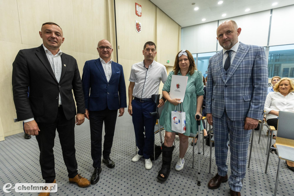 Nowe umowy: biznes, ekologia, rekreacja. Pieniądze trafią także do powiatu chełmińskiego