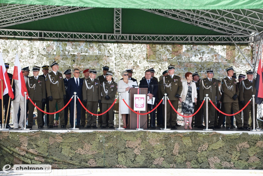 Uroczysty apel na chełmińskim rynku z okazji Święta 3. Pułku Saperów