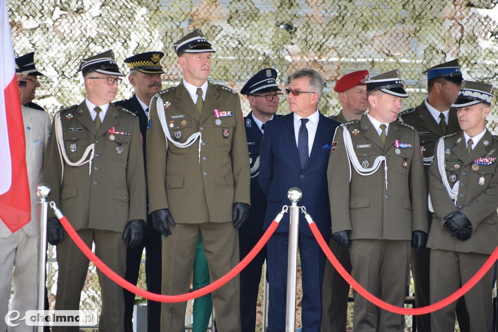 Uroczysty apel na chełmińskim rynku z okazji Święta 3. Pułku Saperów