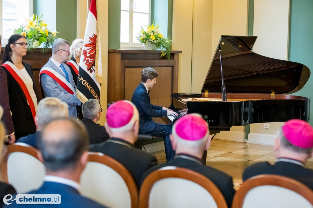 Uroczysta sesja sejmiku z okazji Święta Województwa (zdjęcia)
