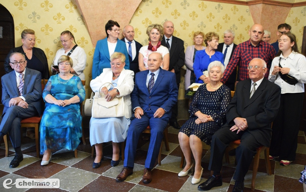 Medale Prezydenta z okazji Złotych Godów. Burmistrz Chełmna uhonorował wzruszonych Jubilatów