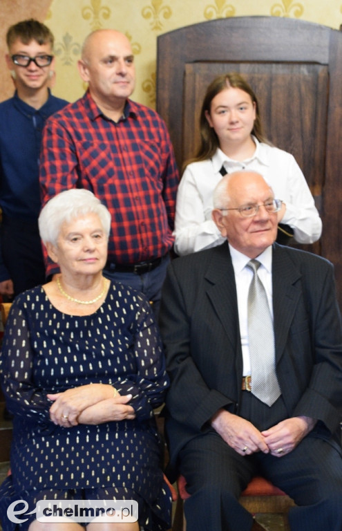 Medale Prezydenta z okazji Złotych Godów. Burmistrz Chełmna uhonorował wzruszonych Jubilatów