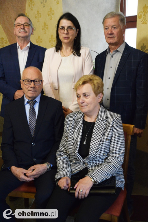 Medale Prezydenta z okazji Złotych Godów. Burmistrz Chełmna uhonorował wzruszonych Jubilatów