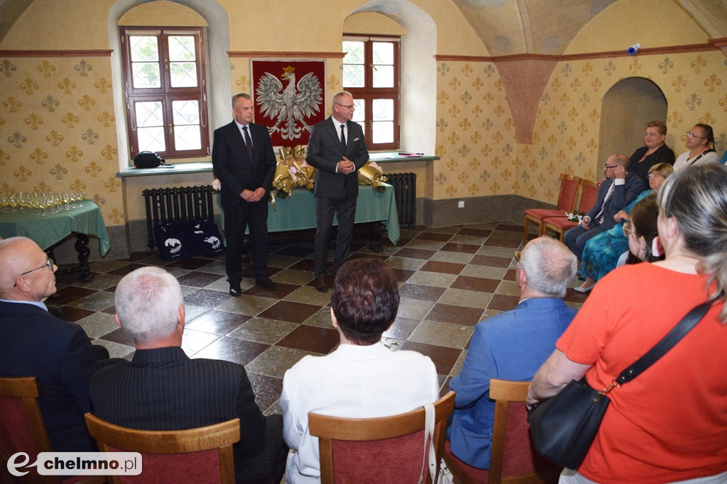 Medale Prezydenta z okazji Złotych Godów. Burmistrz Chełmna uhonorował wzruszonych Jubilatów