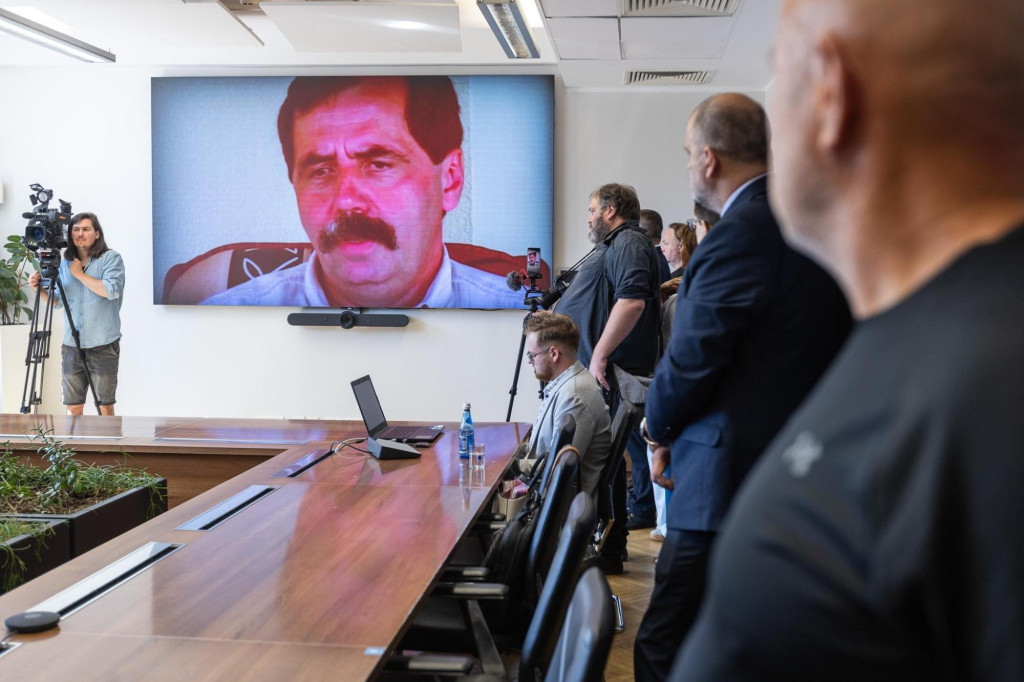 Bohater, patriota, autorytet