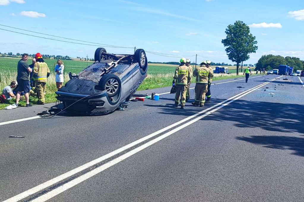 Wypadek w okolicach Chełmna. Trzy osoby zostały poszkodowane