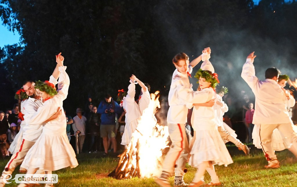 Fotorelacja z obrzędów Nocy Świętojańskiej nad Jeziorem Starogrodzkim