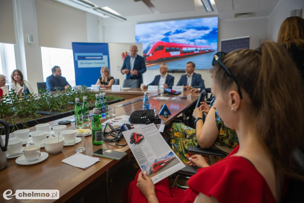 Nowe pociągi regionalne z Pesy