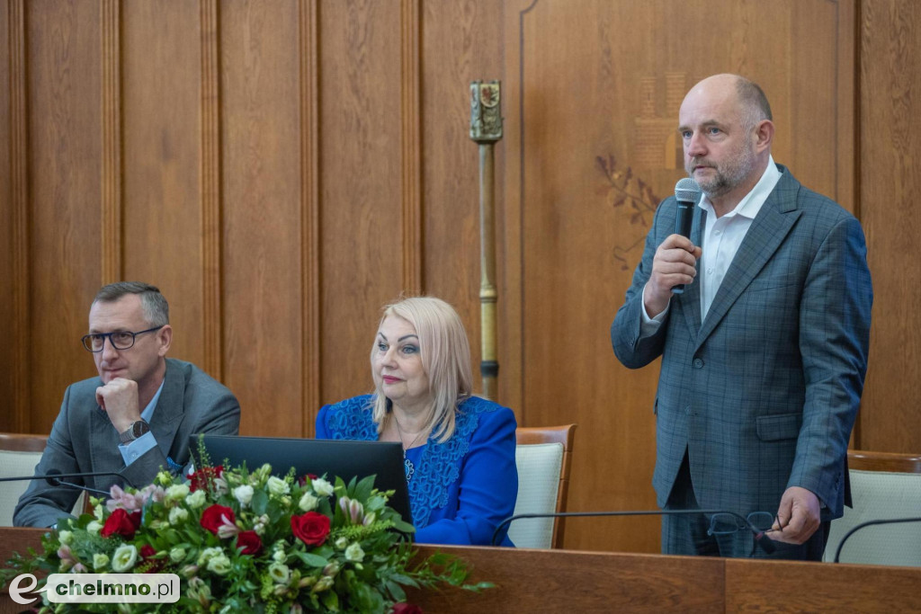 Pieniądze na wiejskie drogi