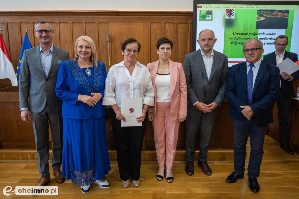 Pieniądze na wiejskie drogi