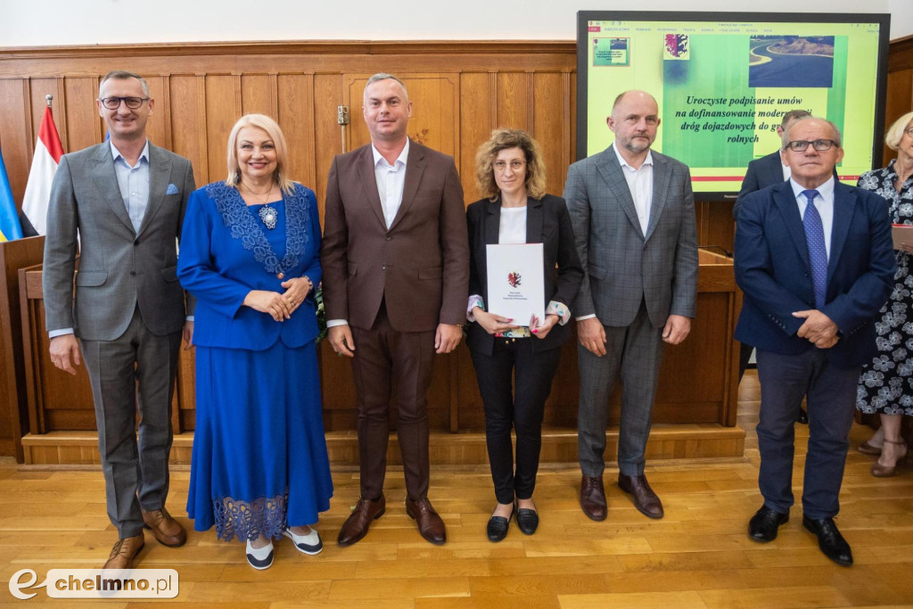 Pieniądze na wiejskie drogi