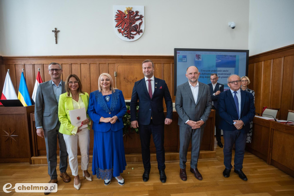 Pieniądze na wiejskie drogi