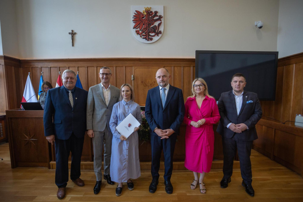 Nowe umowy FEdKP i PROW: biznes, projekty społeczne, środowisko