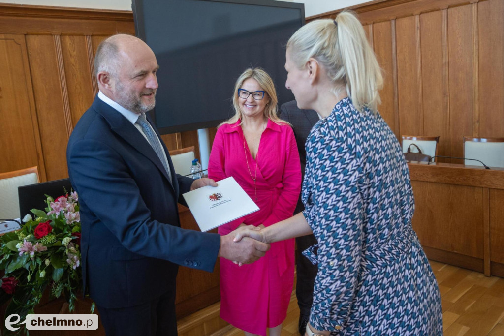 Nowe umowy FEdKP i PROW: biznes, projekty społeczne, środowisko