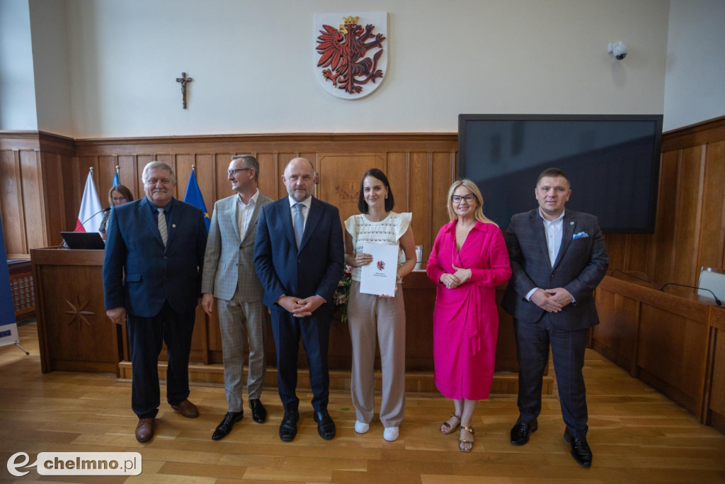 Nowe umowy FEdKP i PROW: biznes, projekty społeczne, środowisko