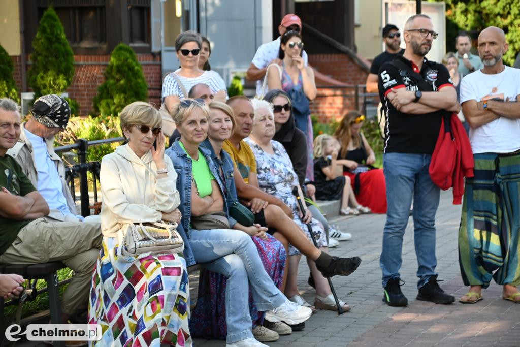 Nietuzinkowy koncert zespołu SVAHY przy Bramie Grudziądzkiej