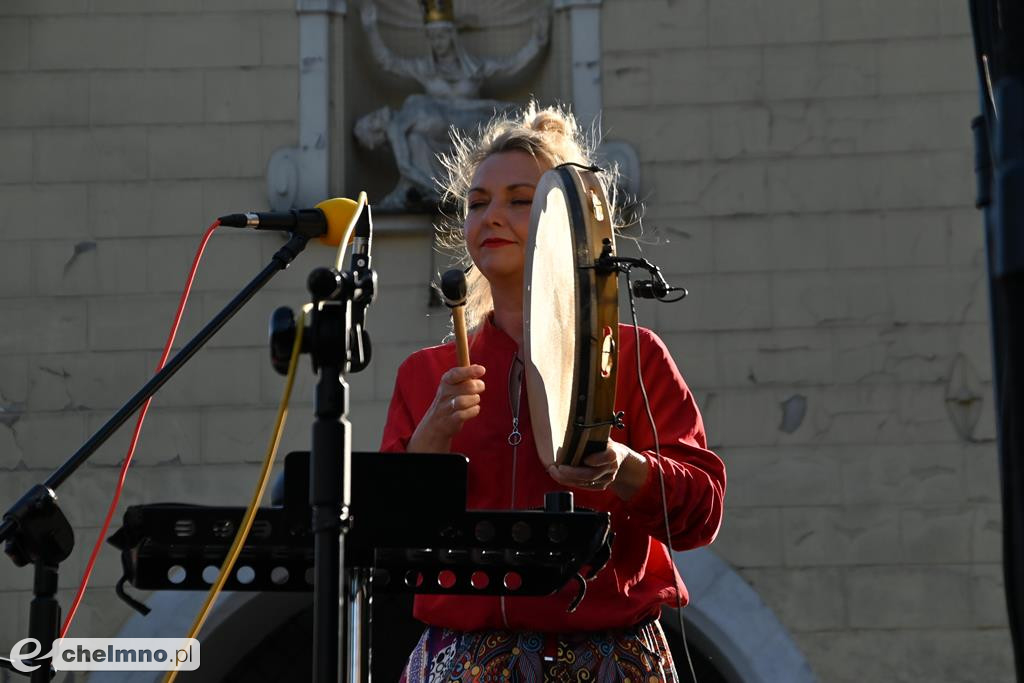 Nietuzinkowy koncert zespołu SVAHY przy Bramie Grudziądzkiej