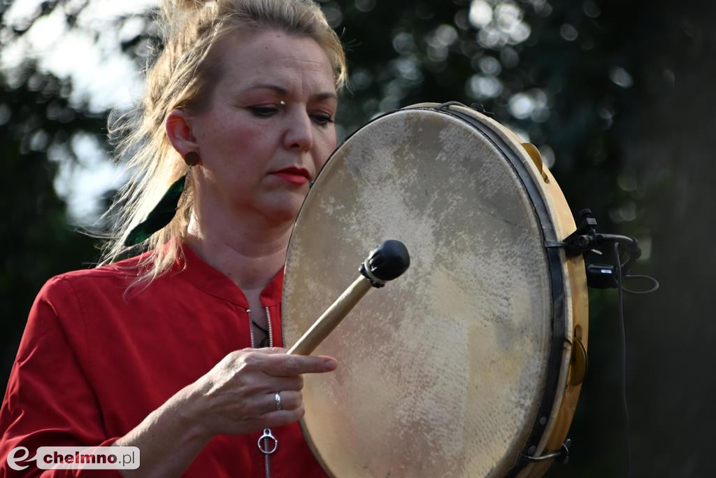 Nietuzinkowy koncert zespołu SVAHY przy Bramie Grudziądzkiej