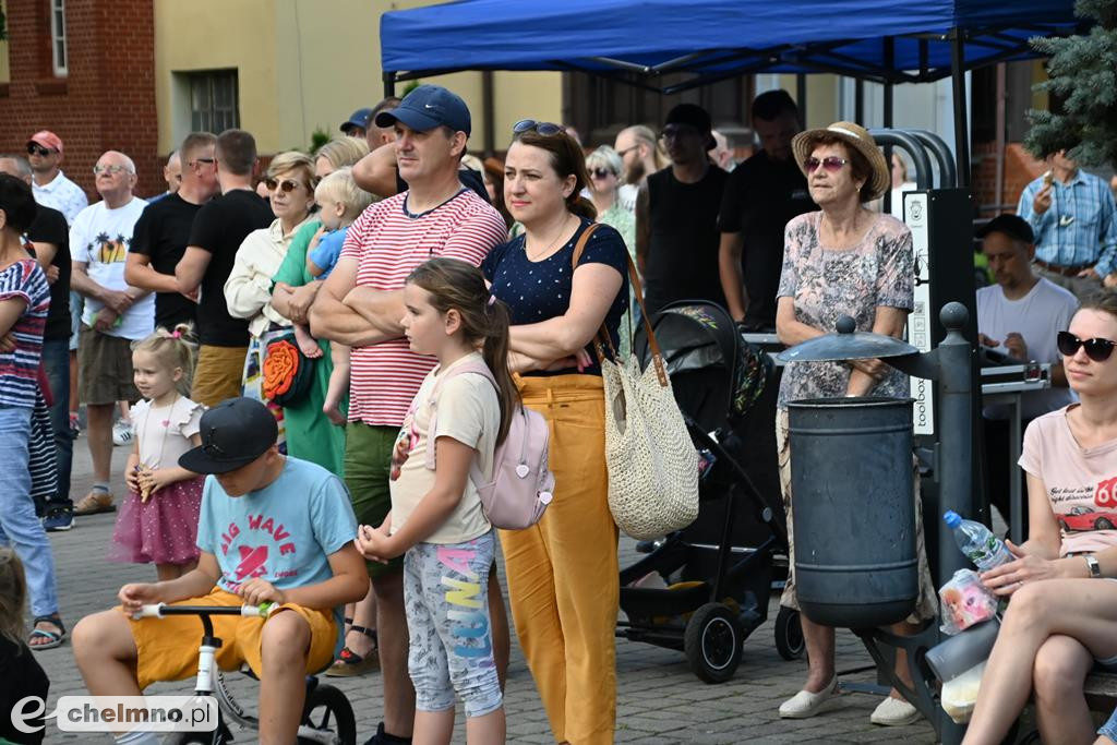 Nietuzinkowy koncert zespołu SVAHY przy Bramie Grudziądzkiej