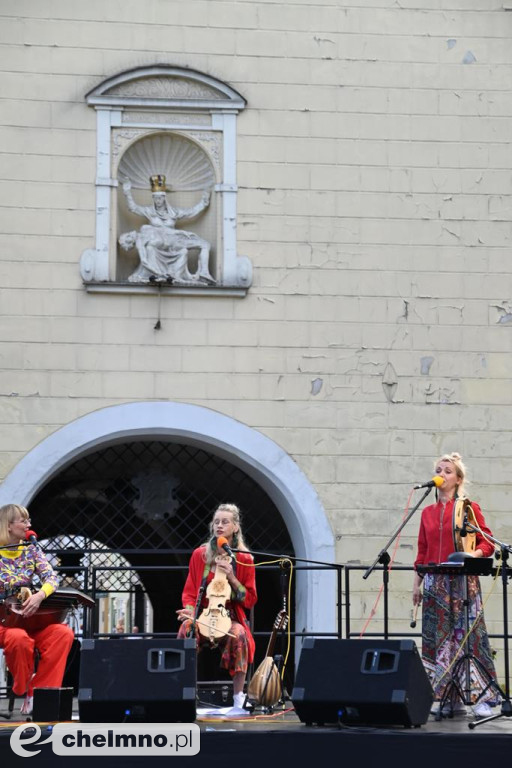 Nietuzinkowy koncert zespołu SVAHY przy Bramie Grudziądzkiej