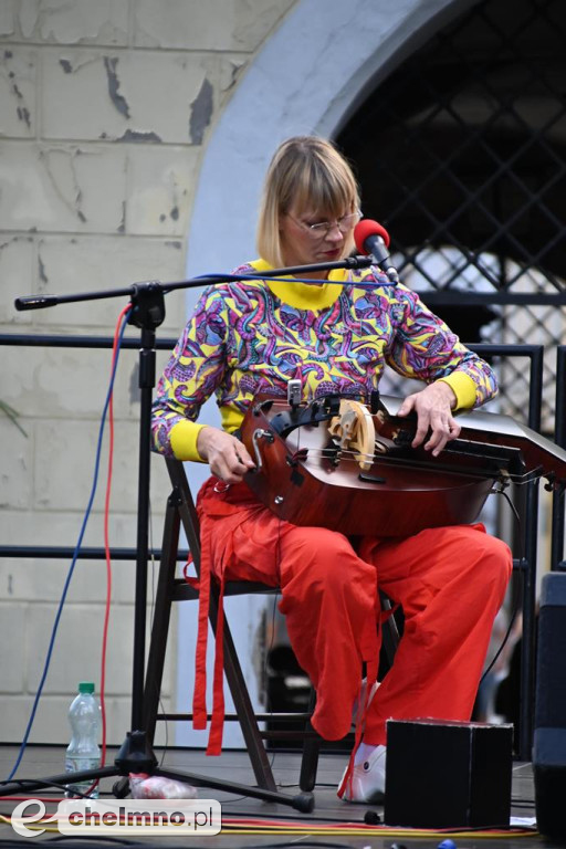 Nietuzinkowy koncert zespołu SVAHY przy Bramie Grudziądzkiej