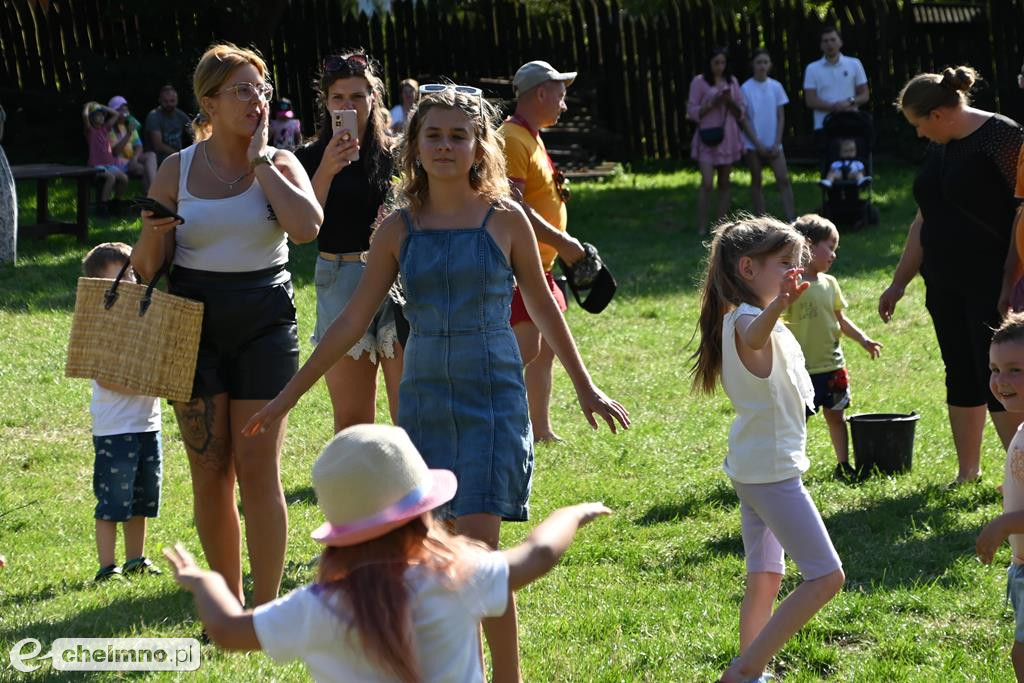 Kolorowy świat holi, baniek mydlanych oraz teatr ECHA