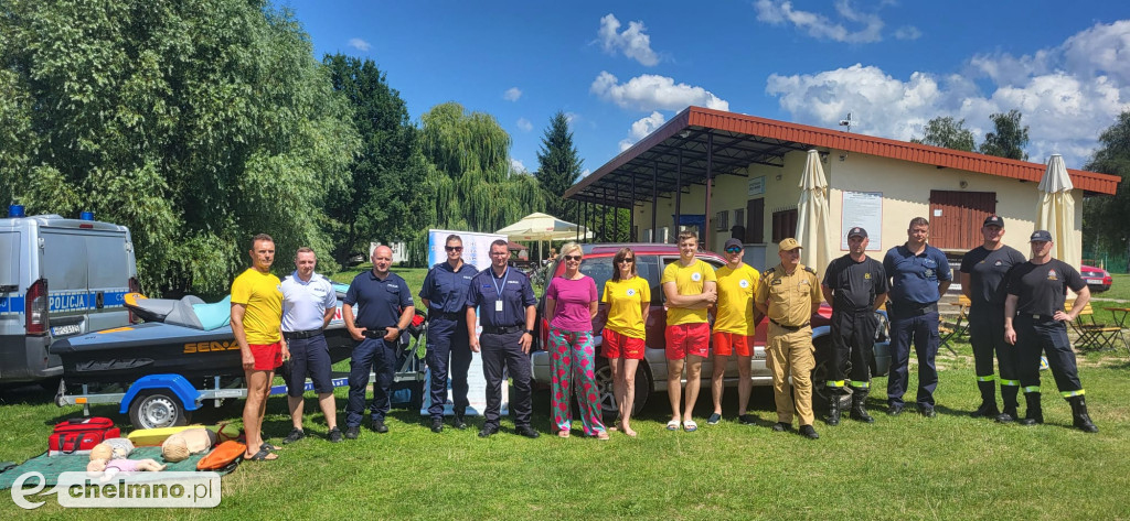 Wakacyjne pogadanki i prezentacje o bezpieczeństwie nad wodą