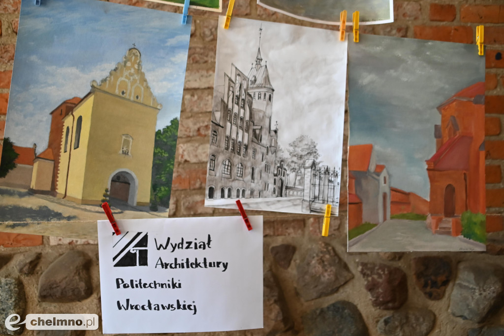 Piękne prace zaprezentowano dziś na Wystawie Poplenerowej Studentów Architektury