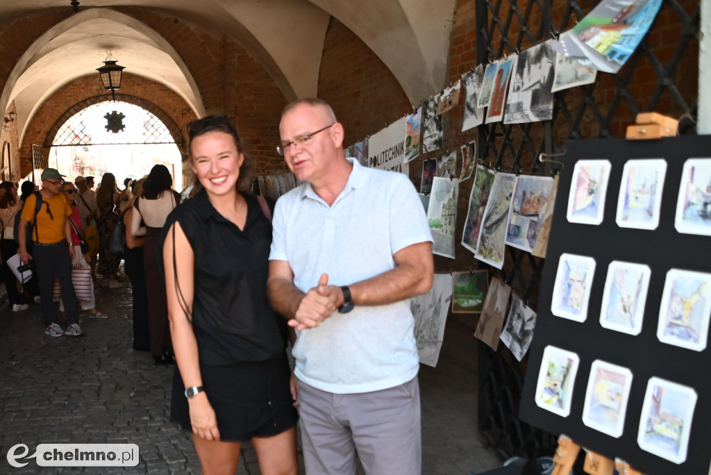 Piękne prace zaprezentowano dziś na Wystawie Poplenerowej Studentów Architektury