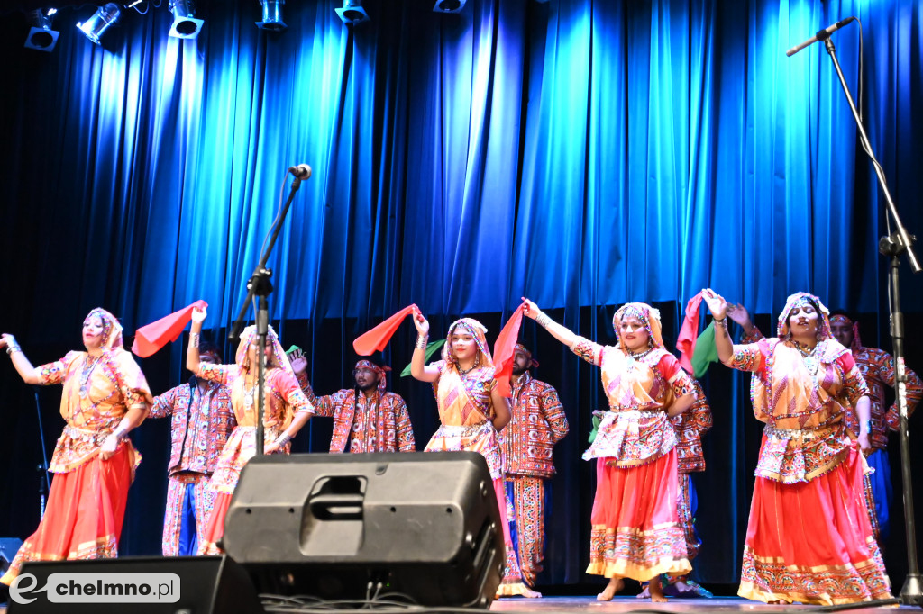 Intrygujące występy na Światowym Festiwalu Folkloru Father’s Village