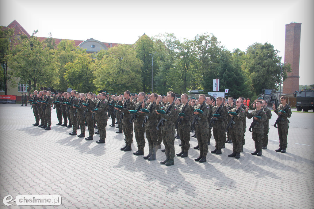 Przysięga wojskowa ochotników DZSW w 3. Pułku Saperów