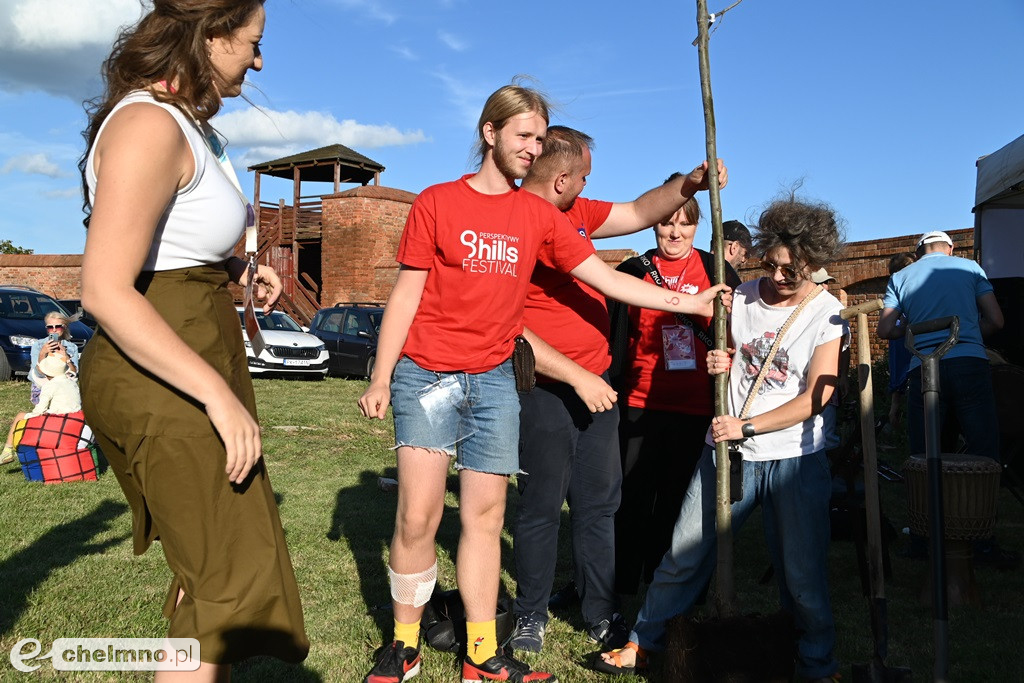 Posadzono 9 drzew na zakończenie 9 edycji Perspektywy - 9 Hills Festival