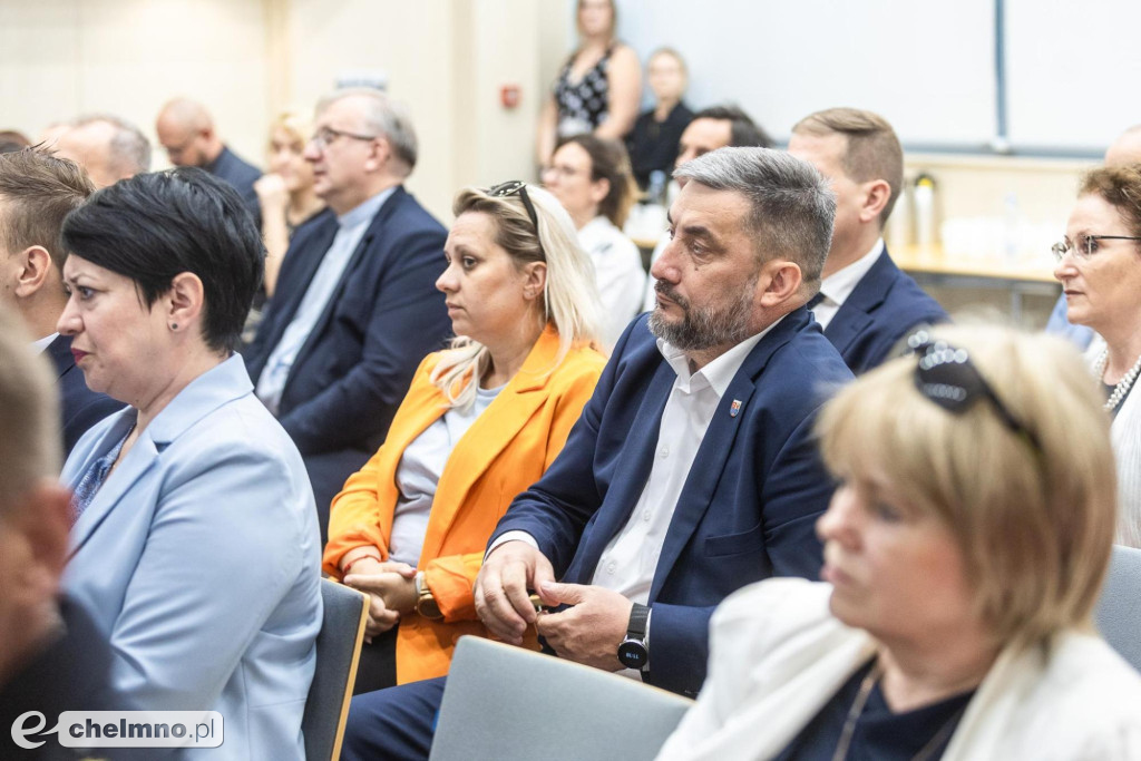 FEdKP i PROW: inwestycje w infrastrukturę i kluczowe projekty społeczne