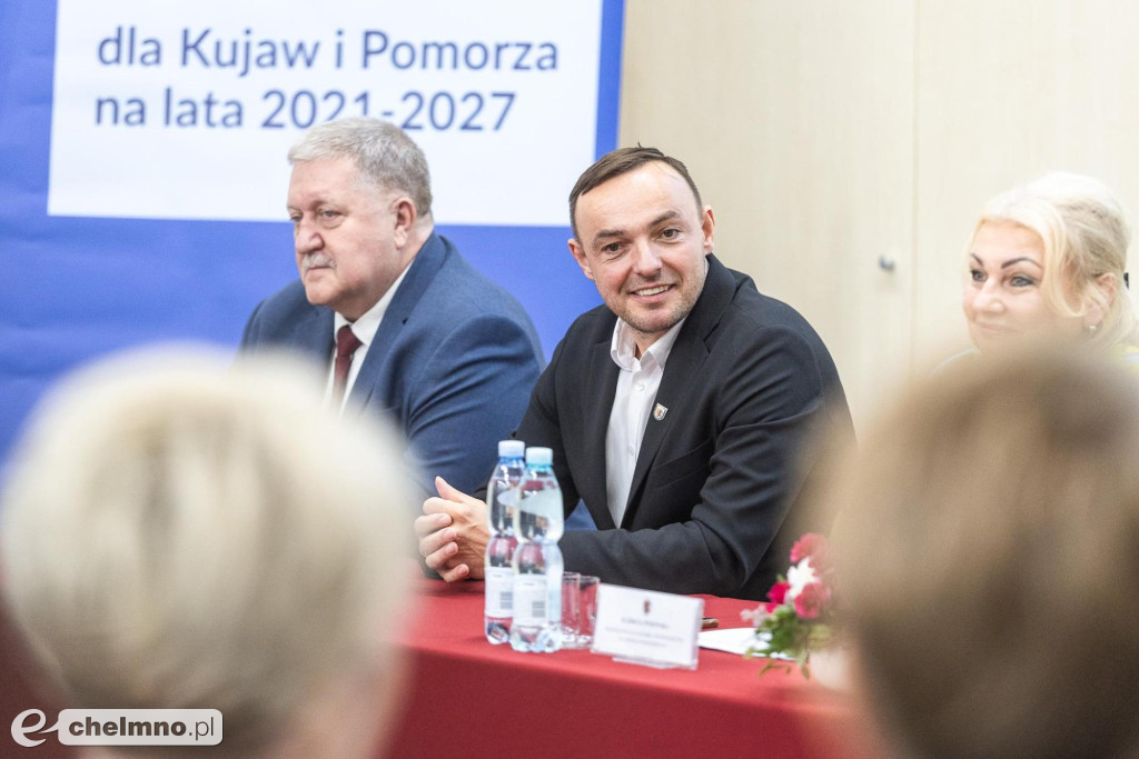 FEdKP i PROW: inwestycje w infrastrukturę i kluczowe projekty społeczne