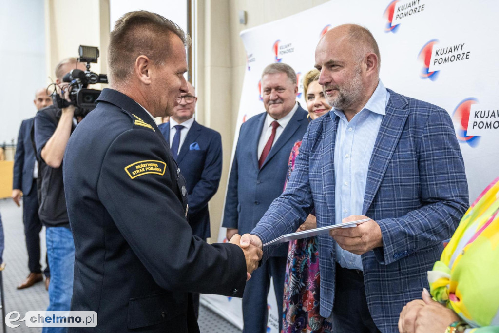 FEdKP i PROW: inwestycje w infrastrukturę i kluczowe projekty społeczne