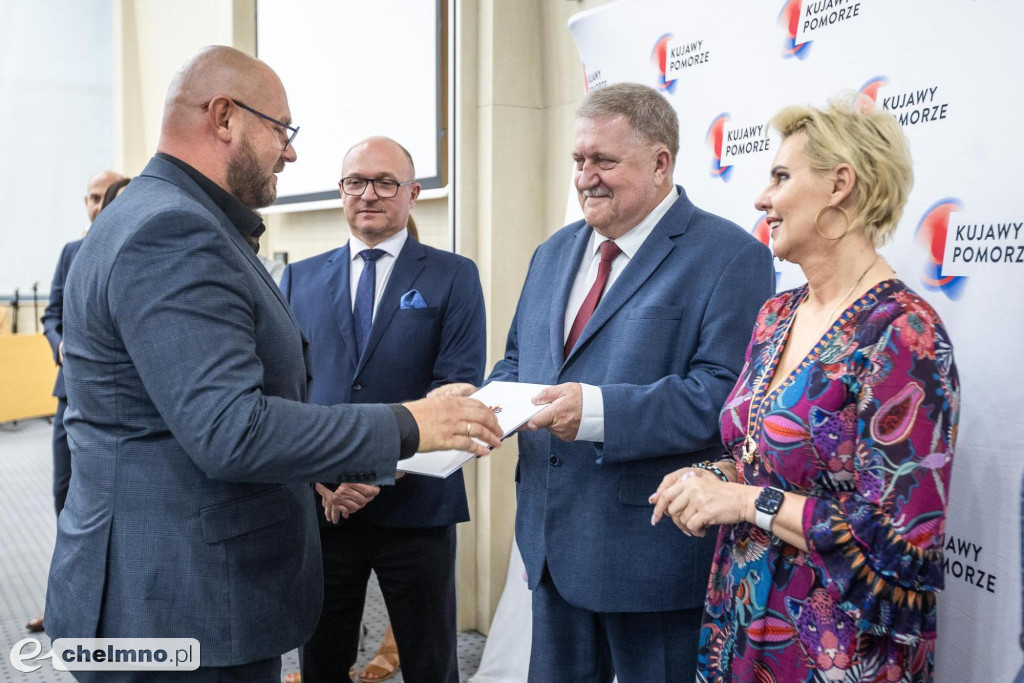 FEdKP i PROW: inwestycje w infrastrukturę i kluczowe projekty społeczne